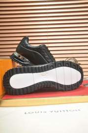 Picture of Louis Vuitton Shoes _SKULVsz38-45mnf101317277